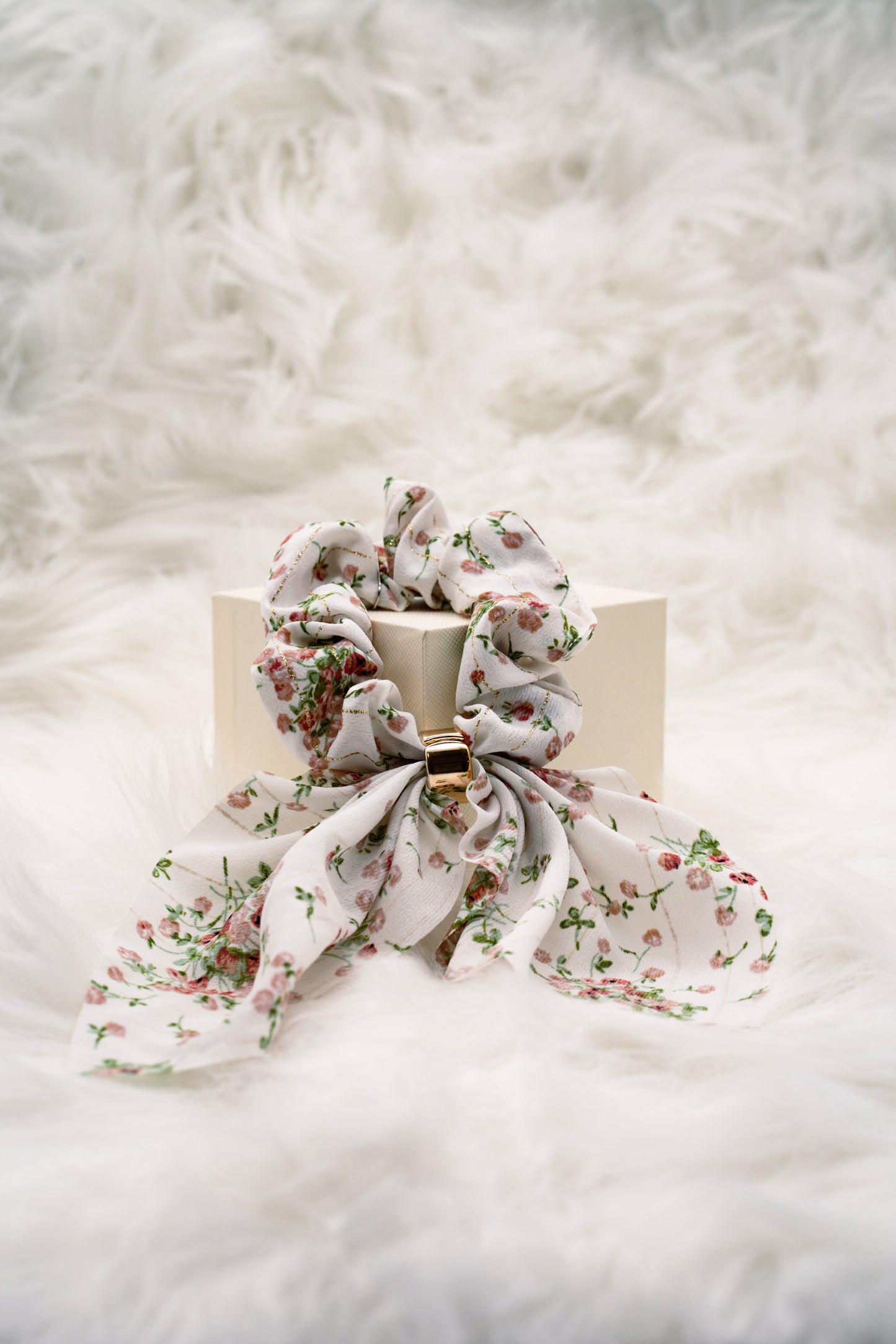 Summer Bow Scrunchies - Haargummi mit Schleife
